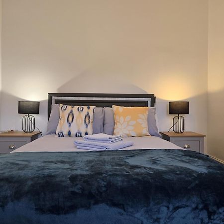 Warburton House, Newark - Walking Distance From North Gate Train Station & Market Place Villa Buitenkant foto