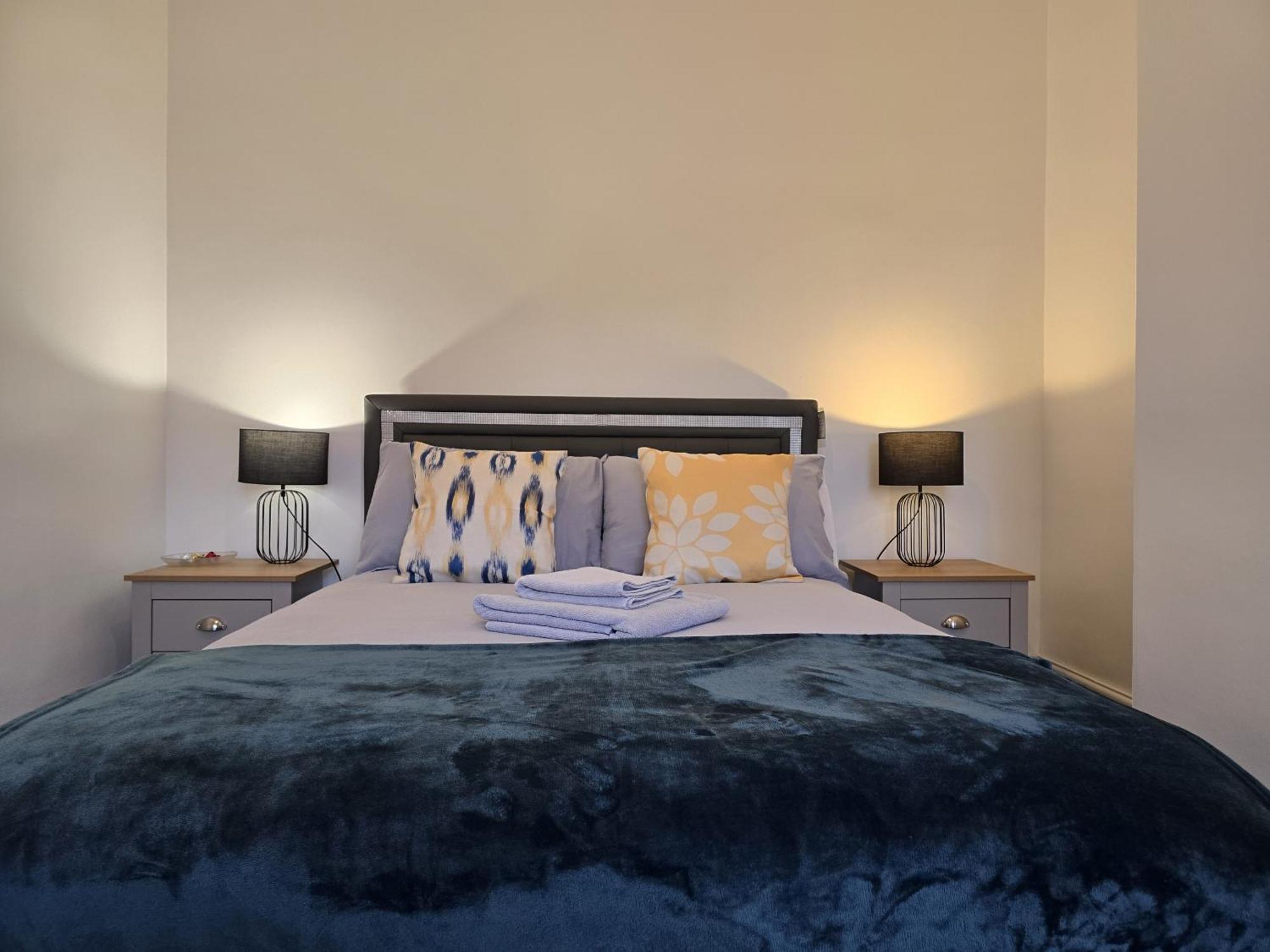 Warburton House, Newark - Walking Distance From North Gate Train Station & Market Place Villa Buitenkant foto