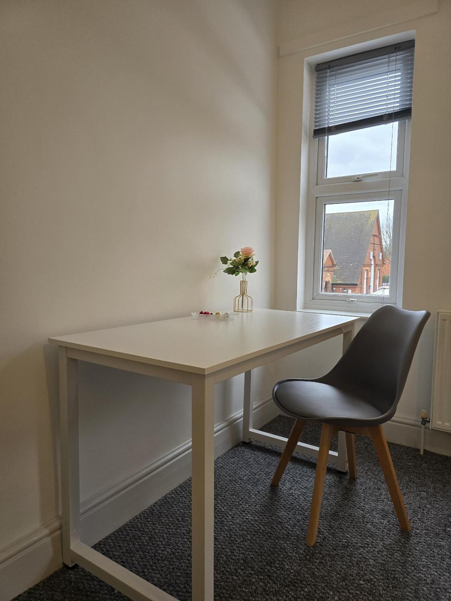 Warburton House, Newark - Walking Distance From North Gate Train Station & Market Place Villa Buitenkant foto